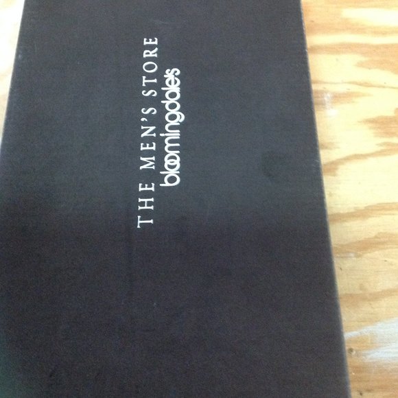 Bloomingdale's Men's Tan Suede Moc Toe Loafers/Slippers - 12 - New in Box - Picture 8 of 8